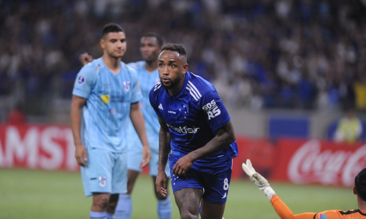 Rafa Silva comemora gol do Cruzeiro (foto: Alexandre Guzanshe/EM/D.A.Press)