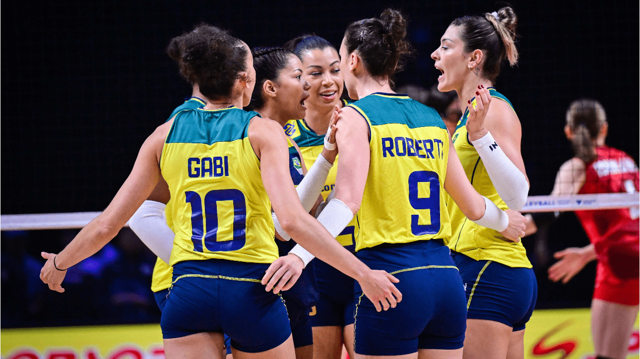 Jogadoras de vôlei da Seleção Brasileira (foto: Reprodução/FIVB)