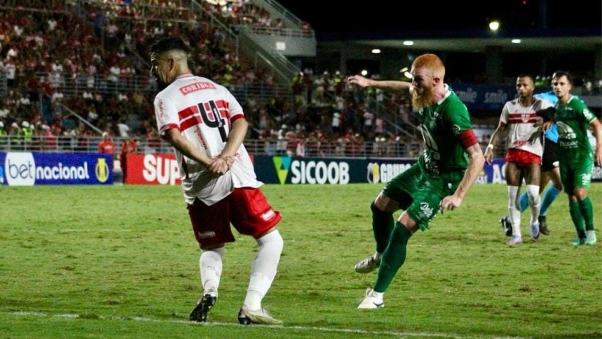Chapecoense perdeu para o CRB por 2 a 0 (foto: Divulgação/Chapecoense)