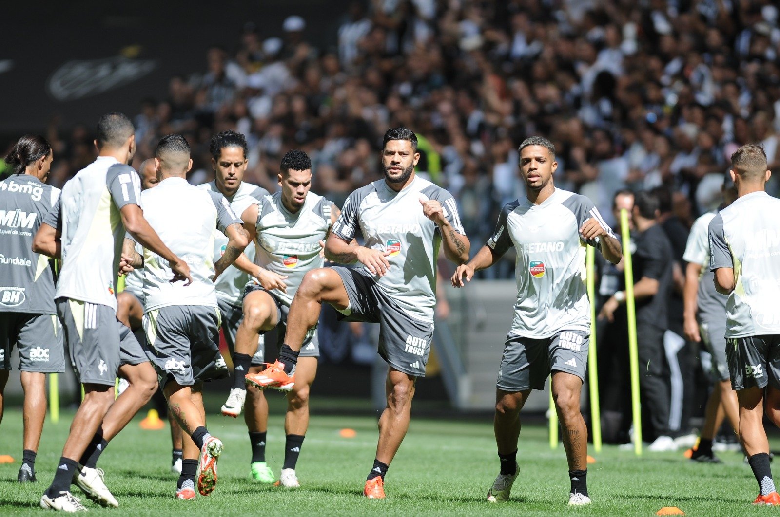 Treino aberto do Atlético neste sábado (11/5) na Arena MRV (foto: Alexandre Guzanshe/EM)