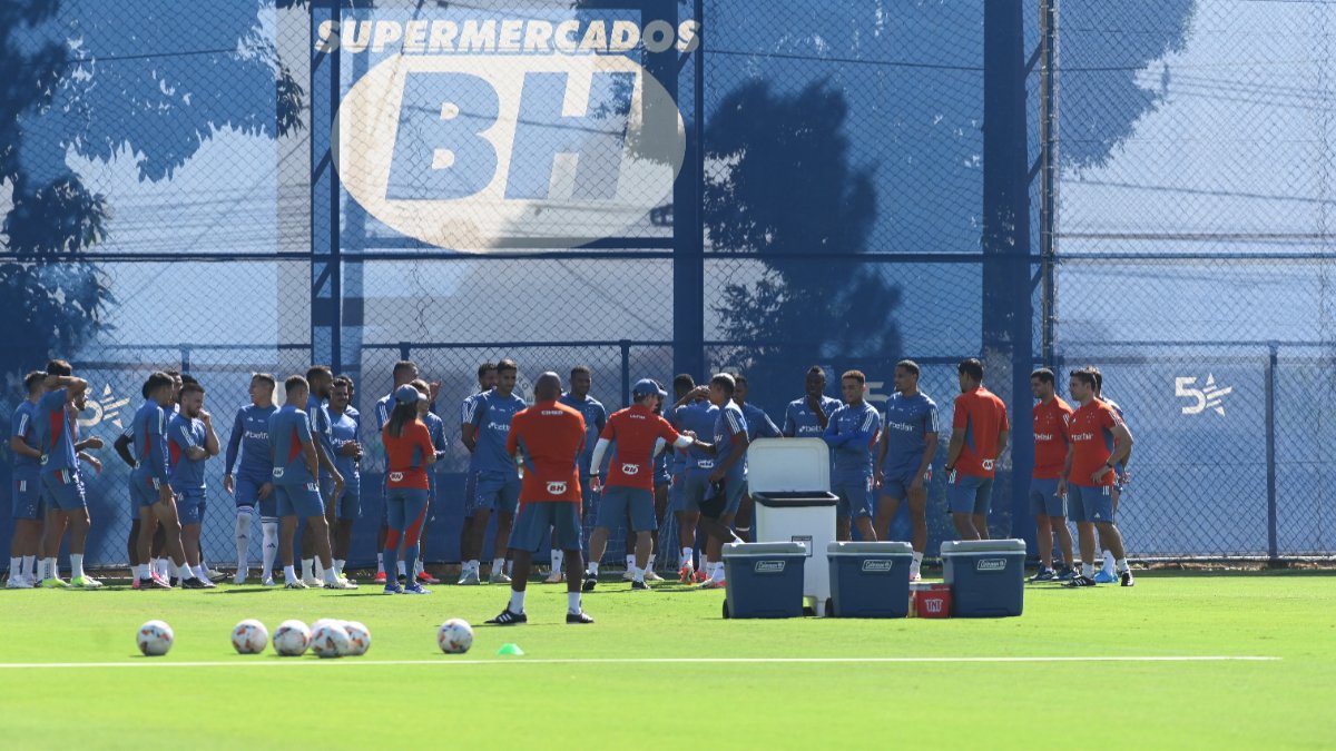 Treino do Cruzeiro na Toca da Raposa 2 (foto: Leandro Couri/EM/D.A.Press)