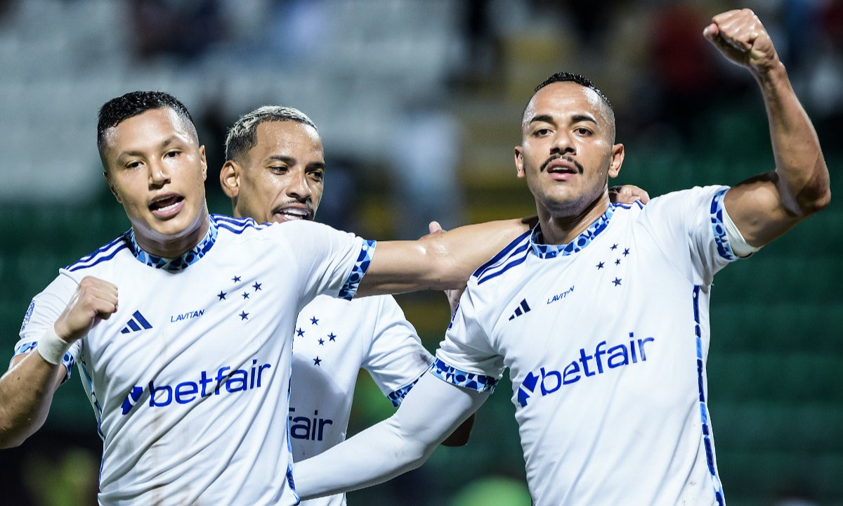 Rafael Elias comemora gol marcado sobre o Alianza (foto: Gustavo Aleixo/Cruzeiro)