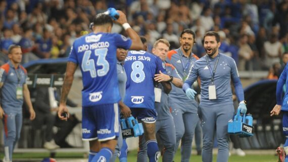 Cruzeiro venceu a Universidad Católica por 1 a 0 (foto: Alexandre Guzanshe/EM D.A Press)