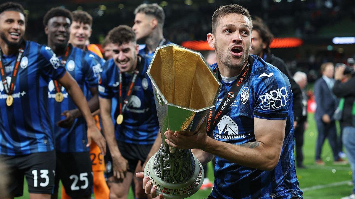 Atalanta conquistou Europa League ao fazer 3 a 0 no Bayer Leverkusen (foto: Adrian DENNIS/AFP)