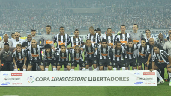 Elenco do Atlético campeão da Libertadores em 2013 (foto: Juarez Rodrigues/EM/D.A Press)