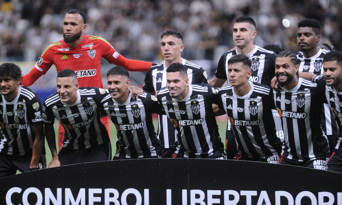 Jogadores do Atlético antes de jogo pela Libertadores na Arena MRV - (foto: Alexandre Guzanshe/EM/D.A Press)