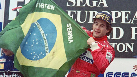 Senna conquistou três títulos na Fórmula 1 (foto: Pascal PAVANI/AFP)