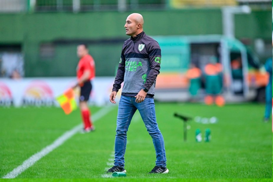 Cauan de Almeida na partida entre Chapecoense e América, na Arena Condá (foto: Mourão Panda/América)