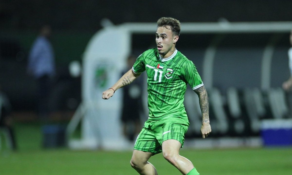 Erick Daniel em jogo nos Emirados Árabes (foto: Reprodução)