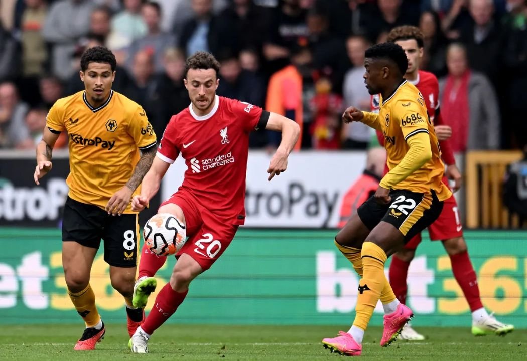 Liverpool e Wolverhampton na Premier League (foto: Divulgação/Premier League)