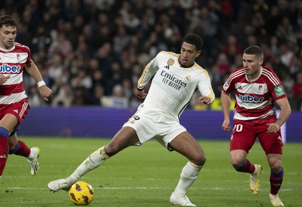 Real Madrid e Granada na La Liga (foto: Divulgação/Granada)