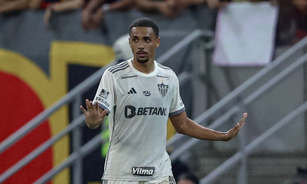 Rômulo em jogo pelo Atlético (foto: Pedro Souza/Atlético)