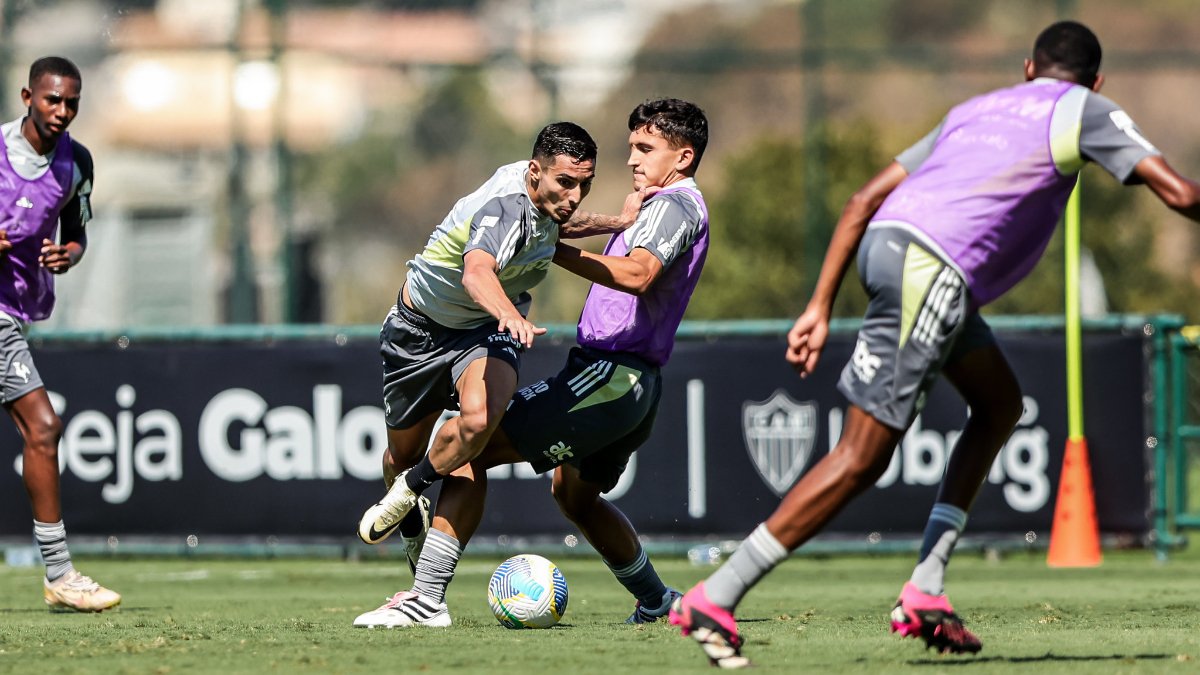 Jogadores do Atlético em treino na Cidade do Galo (foto: Divulgação/Atlético)
