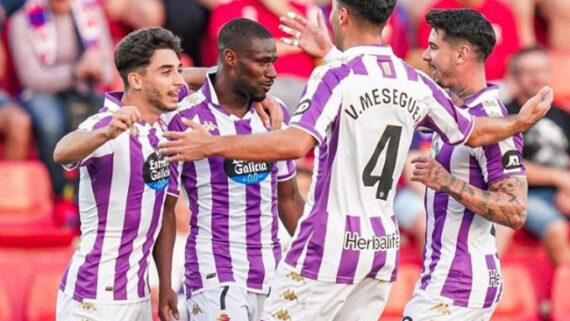 Real Valladolid está na vice-liderança da Segunda Divisão do Campeonato Espanhol (foto: Reprodução/Valladolid)