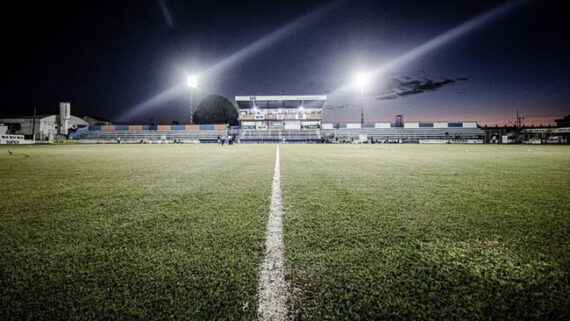 Estádio Zama Maciel, em Patos de Minas, recebe o clássico entre URT e Mamoré nesta quarta-feira (15/5) (foto: Reprodução)