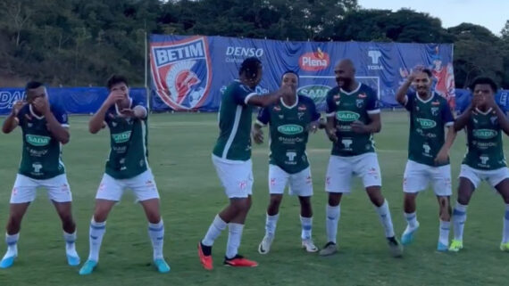 Betim comemora classificação à segunda fase do Módulo II do Mineiro (foto: Reprodução/Betim)