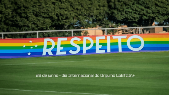 Ação do Cruzeiro no no Dia Internacional do Orgulho LGBTQIAPN+ (foto: Divulgação/Cruzeiro)