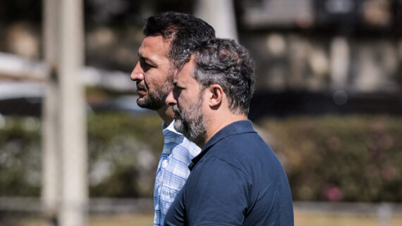 Edu Dracena e Alexandre Mattos na Toca da Raposa 2 (foto: Gustavo Aleixo/Cruzeiro)