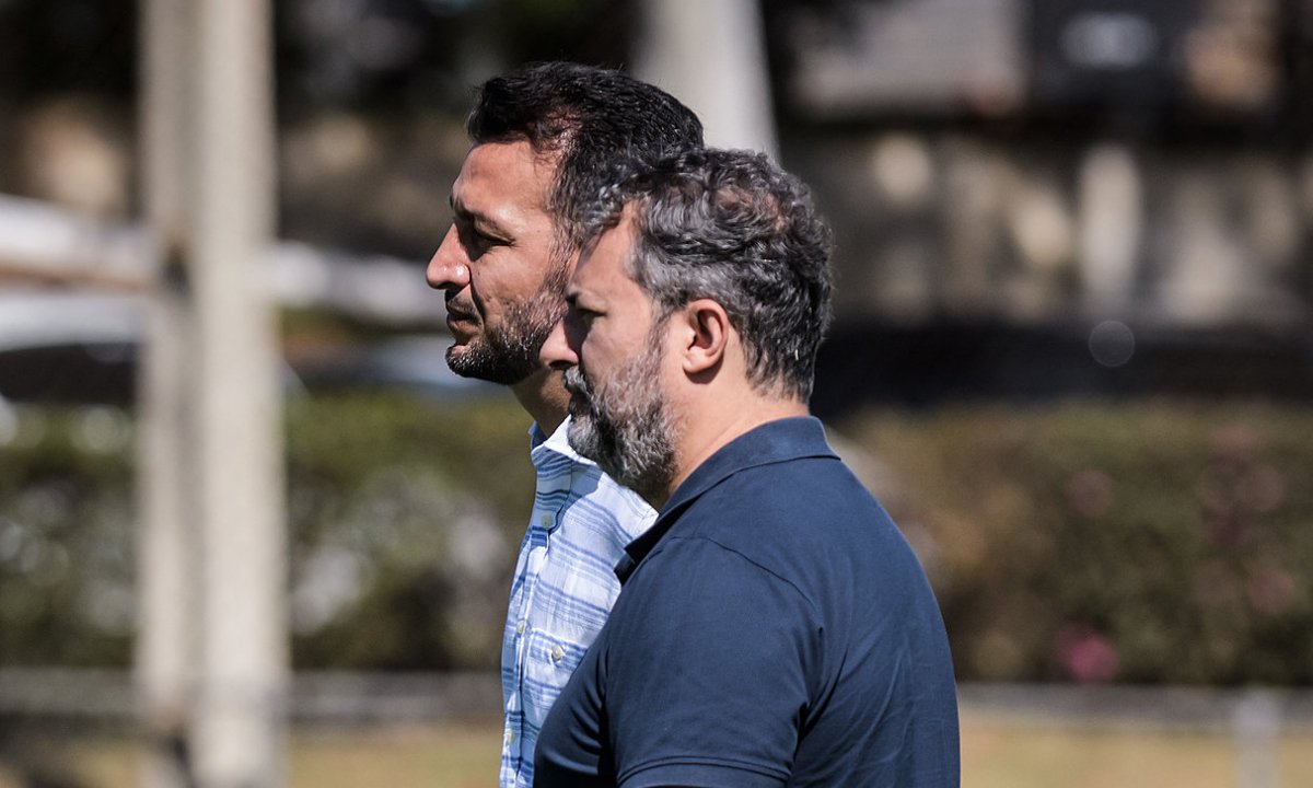 Edu Dracena e Alexandre Mattos na Toca da Raposa 2 (foto: Gustavo Aleixo/Cruzeiro)