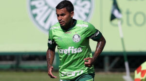 Dudu treinou normalmente no Palmeiras nesta terça-feira (18/6) - Crédito: 