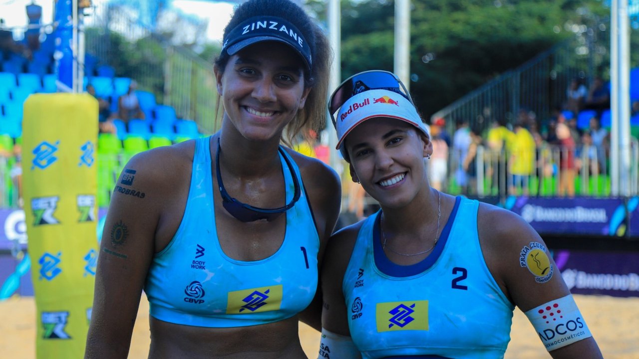 Duda e Ana Patrícia em jogo (foto: Jonas Barbosa e Robson Nogueira)