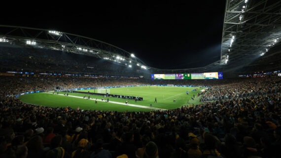 Torcedores no estádio em Sydney, na Austrália (foto: Reprodução Instagram)