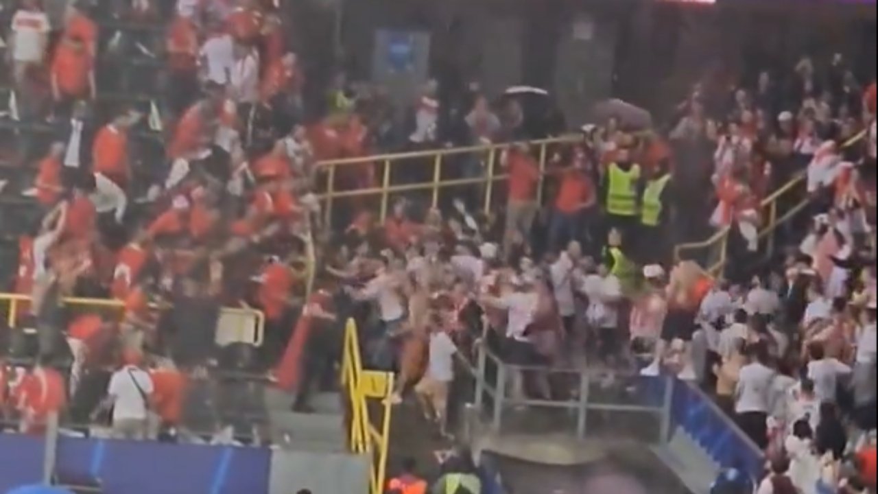 Torcedores de Turquia e Geórgia (foto: Reprodução redes sociais)