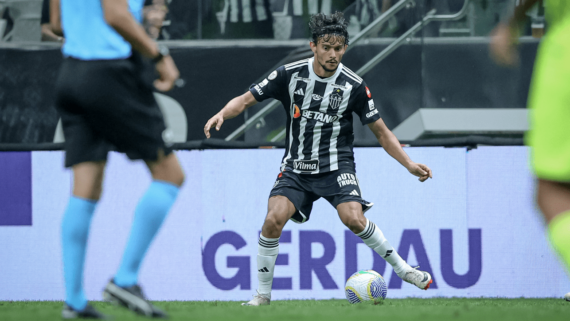 Gustavo Scarpa, meio-campista do Atlético (foto: Pedro Souza/Atlético)