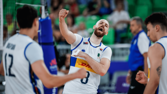 Jogadores de vôlei da Seleção Italiana (foto: Reprodução/FIVB)