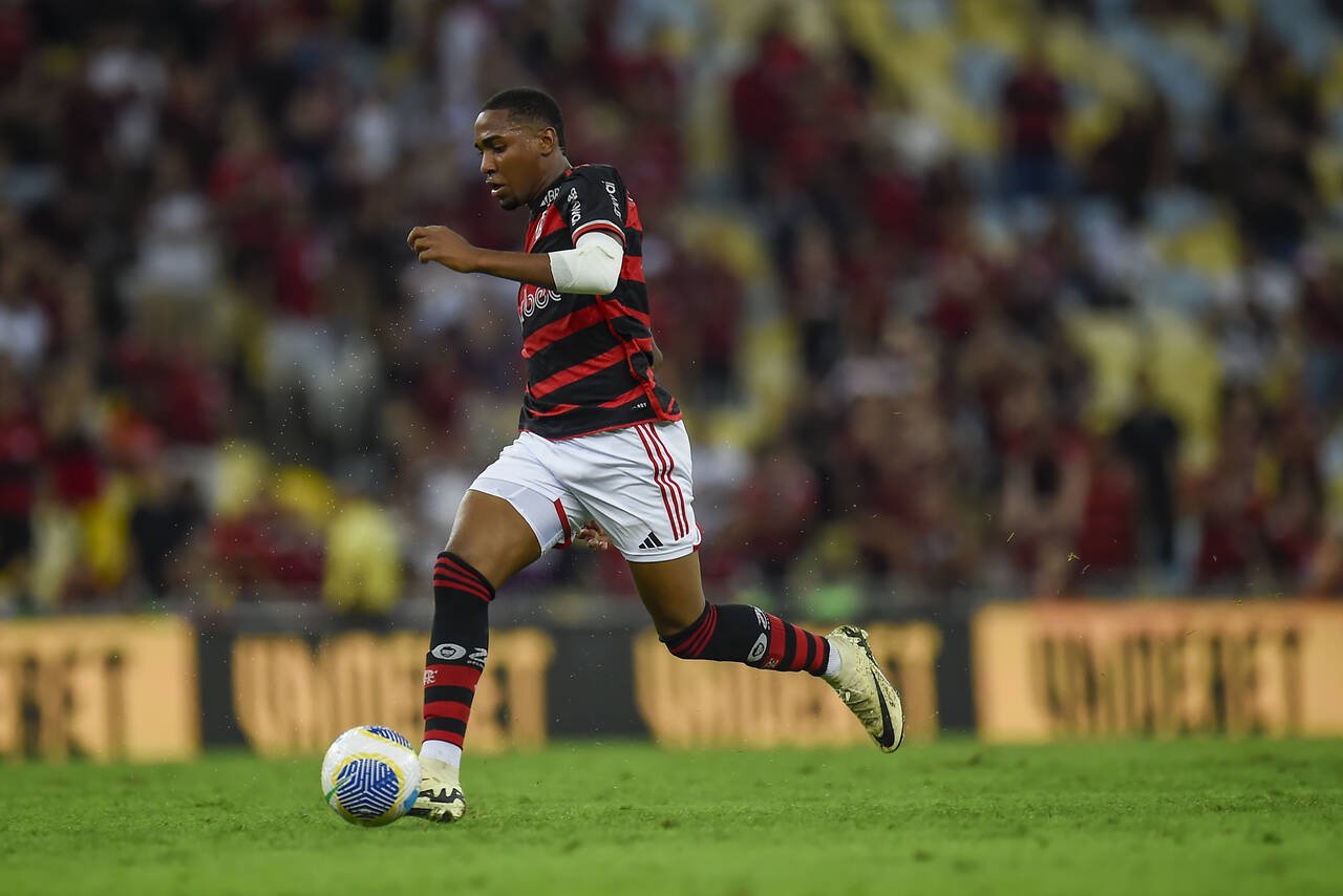 Lorran em ação pelo Flamengo (foto: Marcelo Cortes/Flamengo)