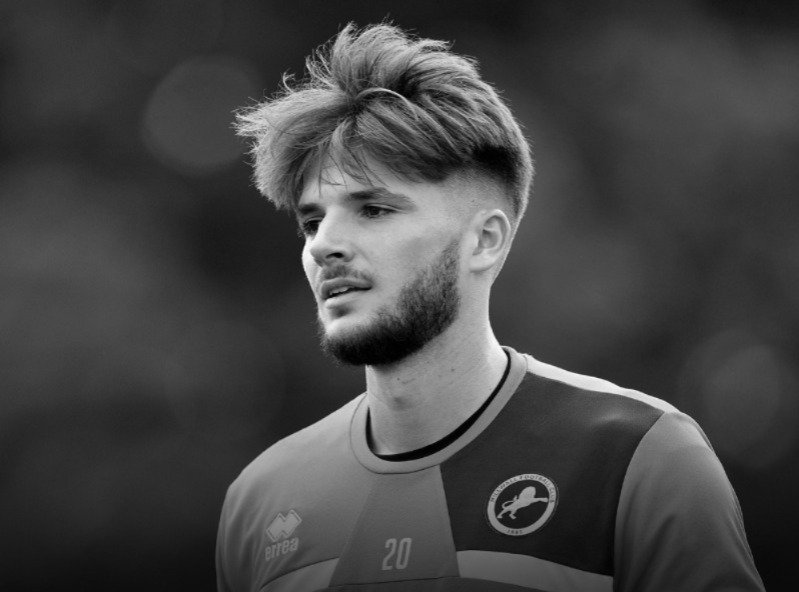 Matija Sarkic morreu aos 26 anos (foto: Millwall/Divulgação)