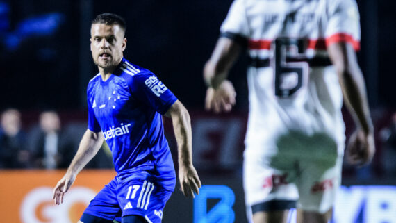 Ramiro, do Cruzeiro, em jogo contra o São Paulo (foto: Gustavo Aleixo/Cruzeiro)