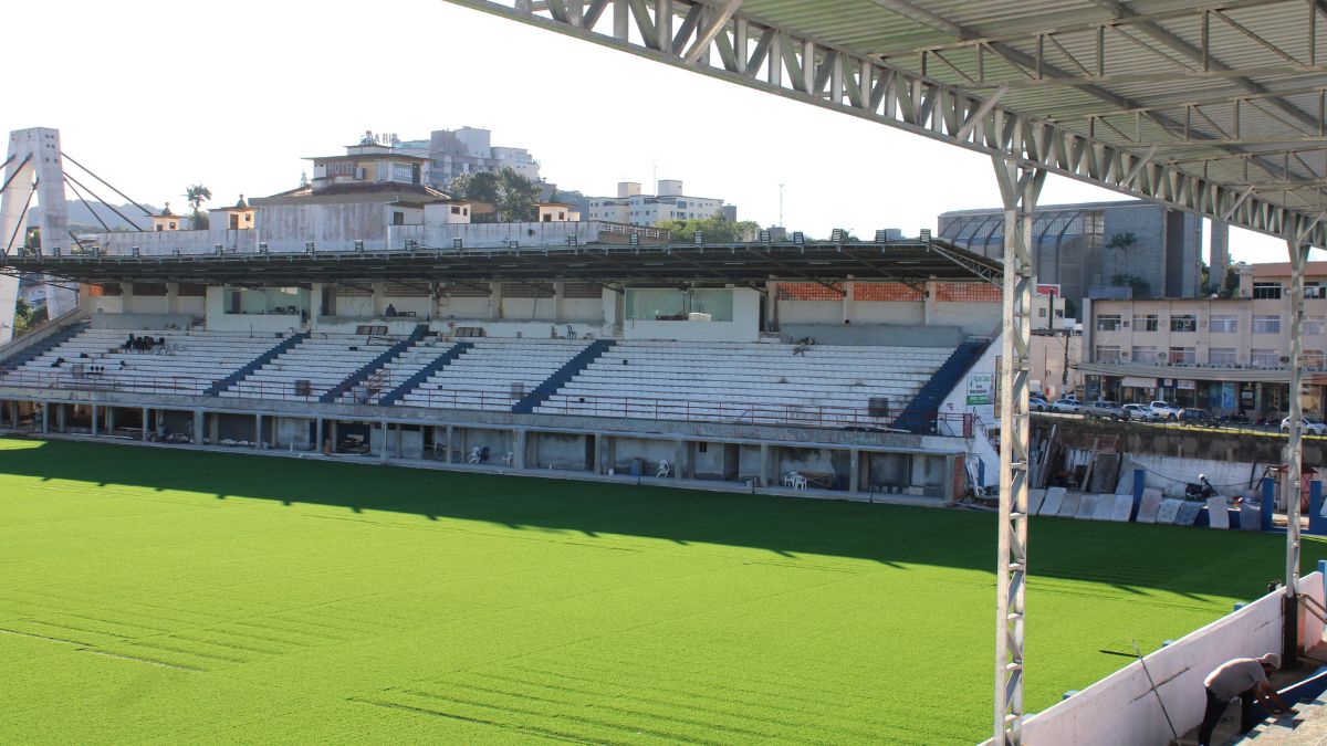 Estádio Augusto Bauer passa por reforma
