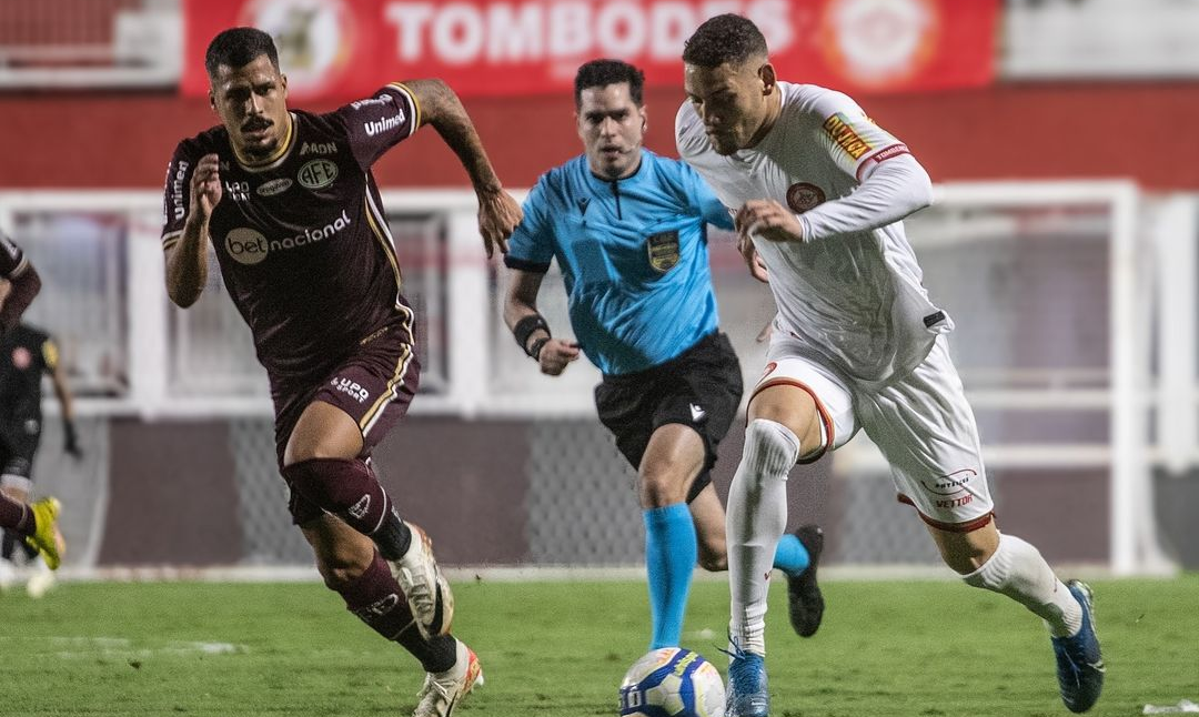 Tombense x Ferroviária (foto: Víctor Souza/Tombense)