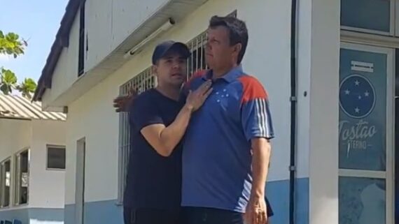 Adilson Batista e Diego Renan, ex-lateral do Cruzeiro (foto: Reprodução)