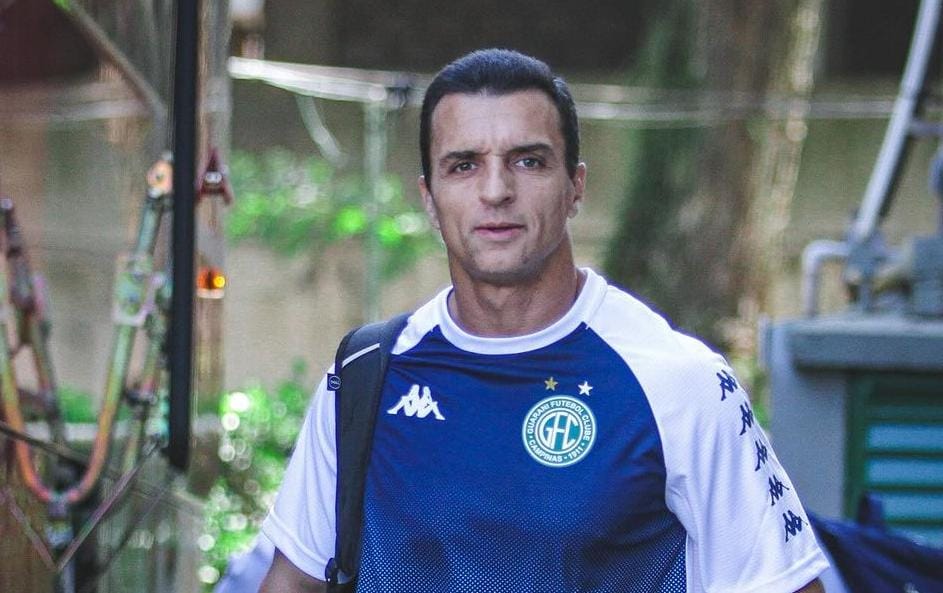 Lantern Serie B, campeón brasileño, despide a su entrenador