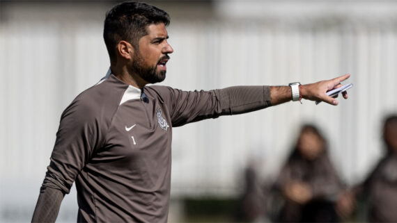 António Oliveira, ex-treinador do Corinthians (foto: Rodrigo Coca/Agência Corinthians)