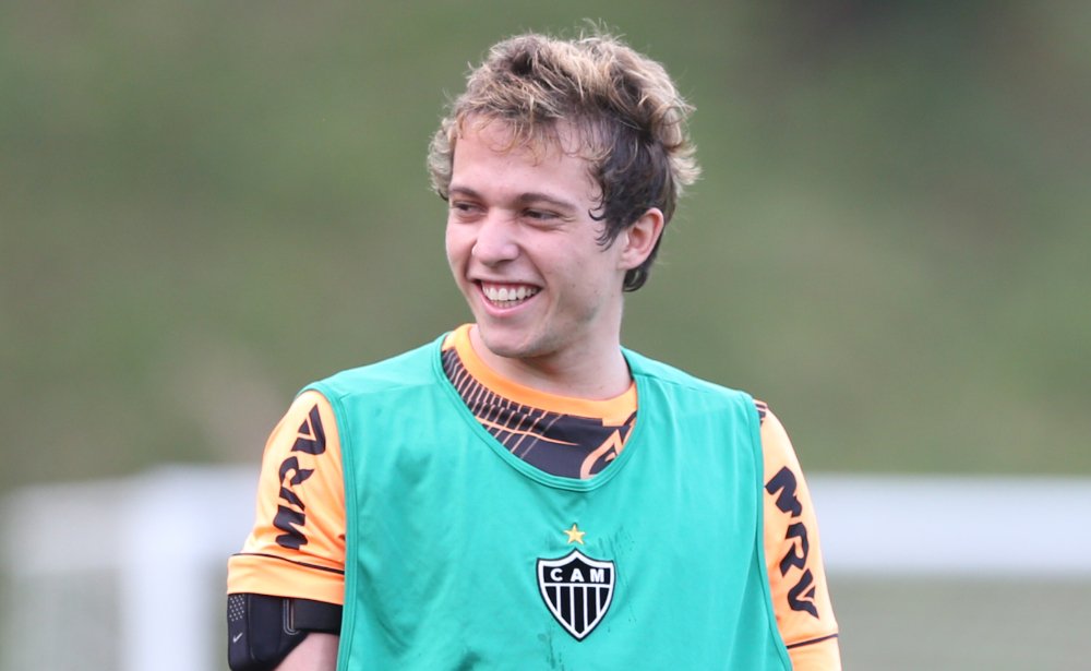 Bernard durante treino do Atlético na Cidade do Galo, em 2013 (foto: Alexandre Guzanshe/EM/D.A Press)