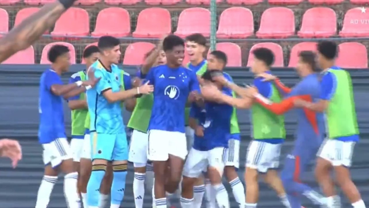 Cruzeiro 6 x 0 Corinthians (foto: Reprodução)