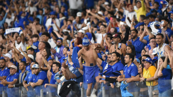 Torcedores do Cruzeiro (foto: Ramon Lisboa/EM/D.A.Press)