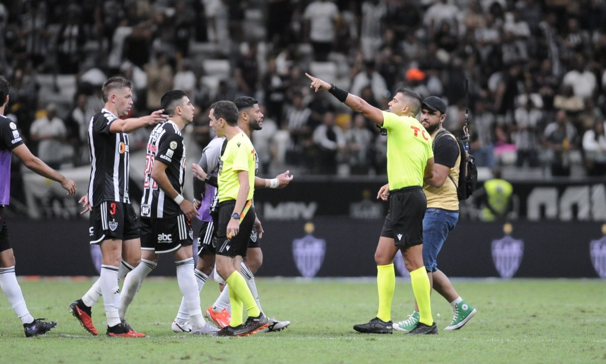 Atlético e Bahia em jogo pelo Brasileiro (foto: Alexandre Guzanshe/EM/D.A Press)