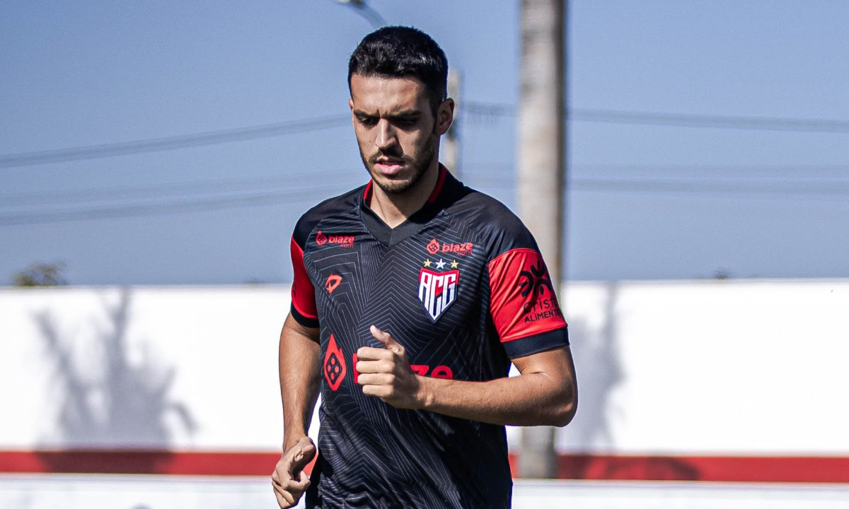 Volante do Atlético-GO, Lucas Kal (foto: Ingryd Oliveira/ACG)