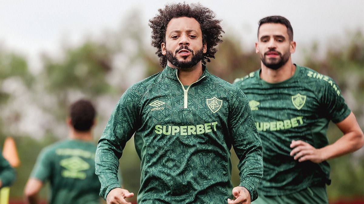 Marcelo, lateral-esquerdo do Fluminense (foto: LUCAS MERÇON / FLUMINENSE F.C.)
