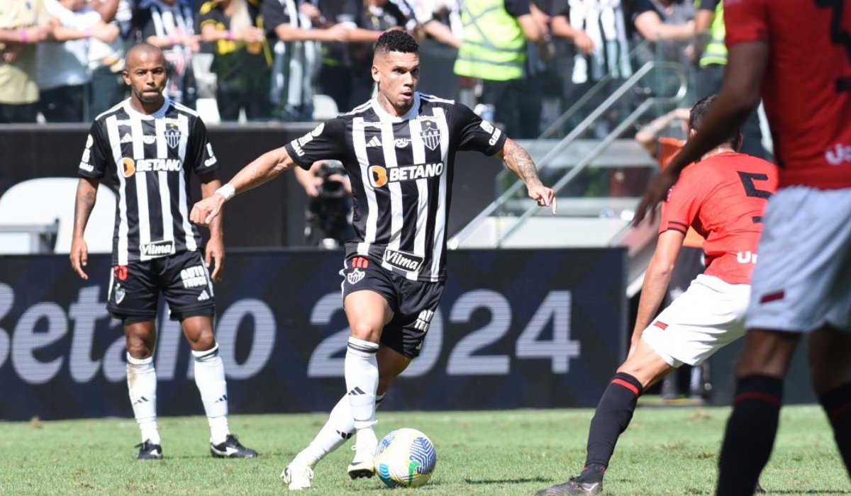 Paulinho, atacante do Atlético (foto: Gladyston Rodrigues/EM/D.A Press)