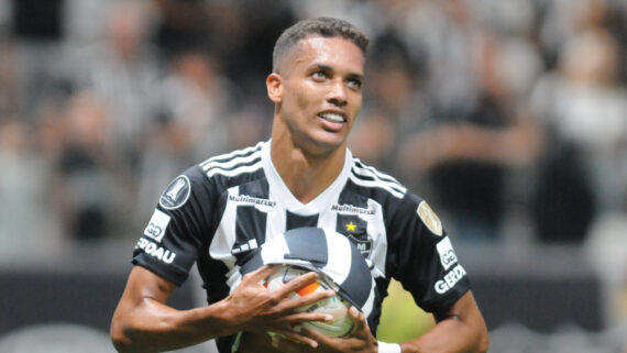 Pedrinho, meia-atacante do Atlético (foto: Alexandre Guzanshe/EM/D.A Press)