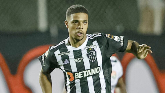 Robert na primeira partida pelo Atlético (foto: Pedro Souza/Atlético)