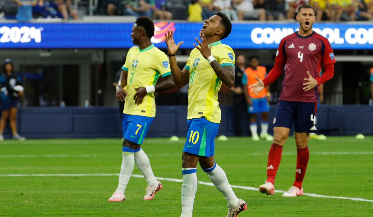 Rodrygo, do Brasil, lamentando (foto: Ronald Martinez / AFP)