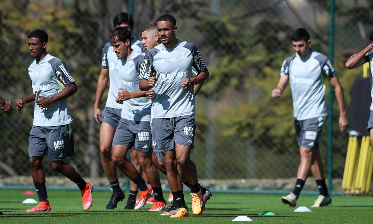 Los principiantes avanzan en la recuperación y los jóvenes de base participan en los entrenamientos