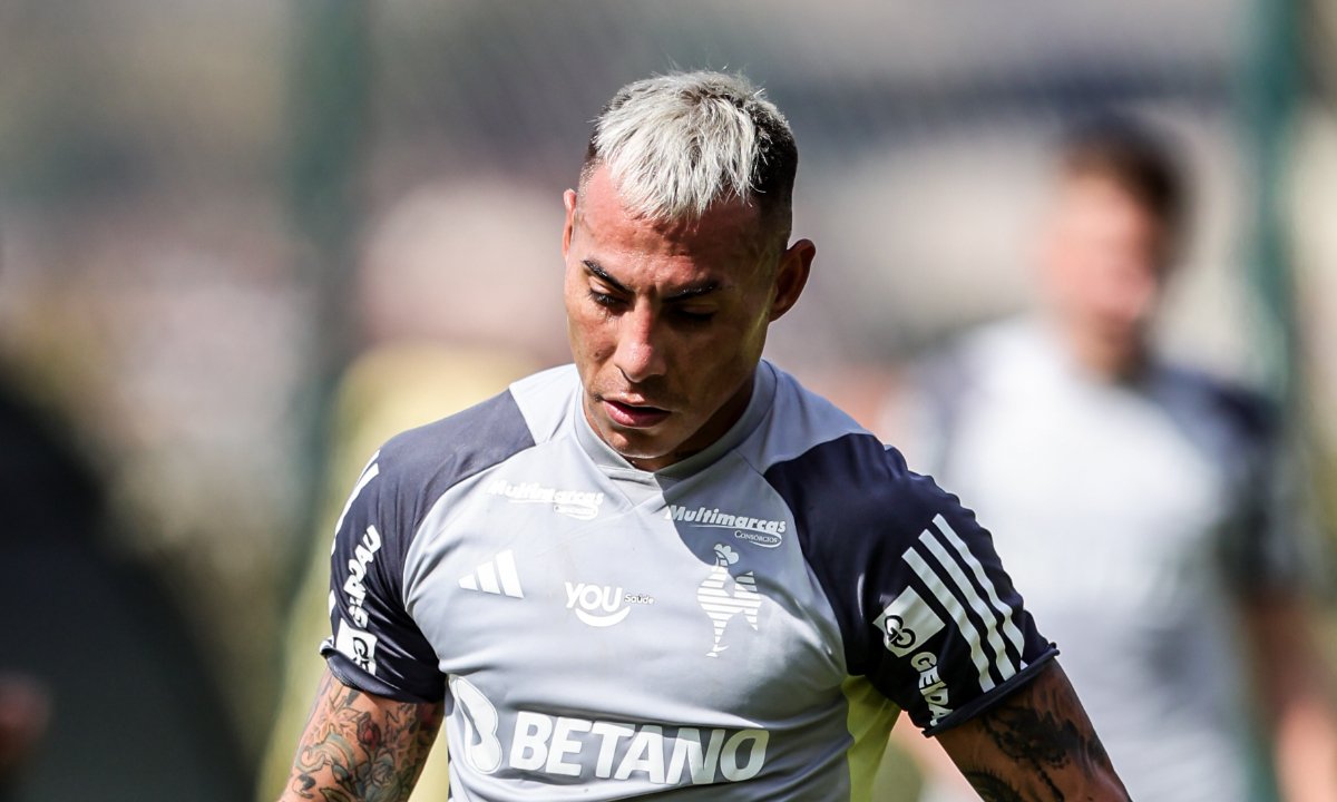 Vargas em treino pelo Atlético na Cidade do Galo (foto: Pedro Souza/Atlético)