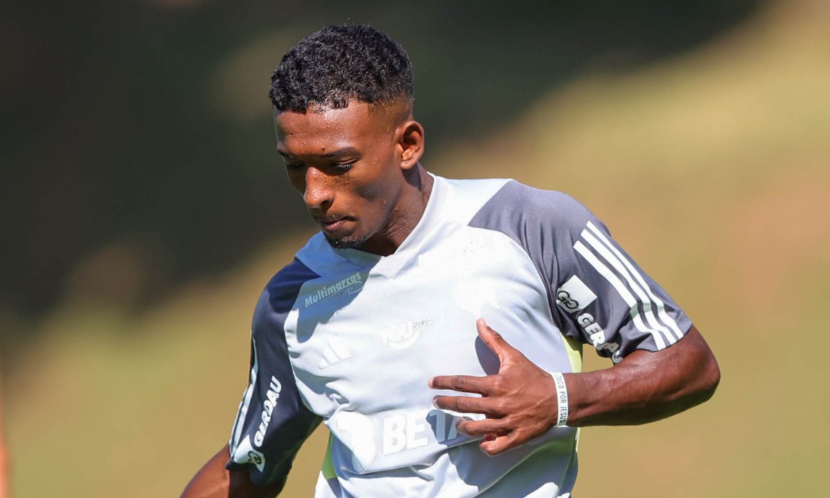 Vitinho em treino pelo Atlético na Cidade do Galo (foto: Pedro Souza/Atlético)